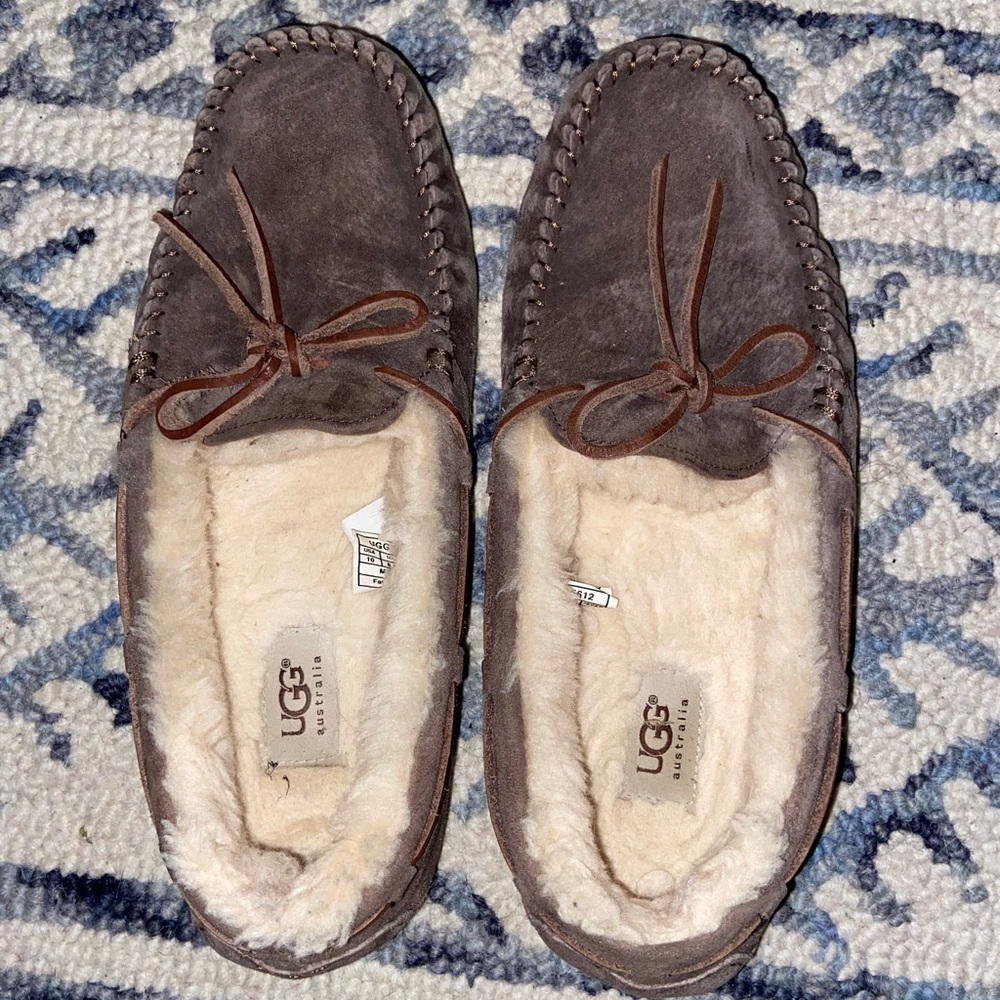UGG Moccasins Women’s Size 10